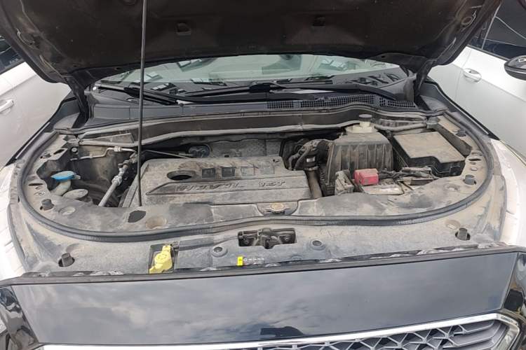 Used Haval M6 2018 Revised Version 1.5T DCT Two-Wheel Drive Elite Edition Engine Bay