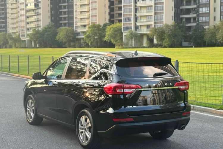 Used Haval M6 2018 Revised Version 1.5T DCT Two-Wheel Drive Elite Edition Exterior 6