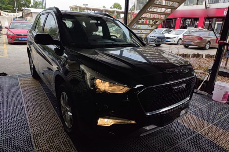 Used Haval M6 2018 Revised Version 1.5T DCT Two-Wheel Drive Elite Edition Front Right 45 Deg
