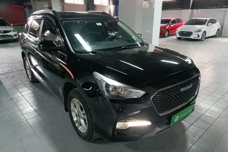Used Haval M6 2018 1.5T DCT Two-Wheel Drive Elite Model Front Right 45 Deg
