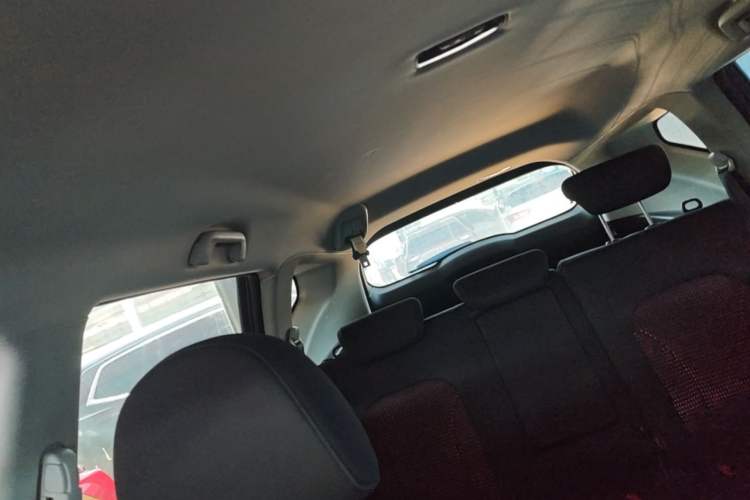 Used Haval M6 2018 Revised Version 1.5T DCT Two-Wheel Drive Urban Style Headliner