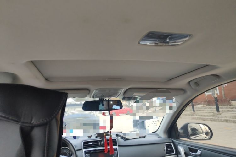Used Haval M6 2018 1.5T Manual Two-Wheel Drive Elite Model Headliner