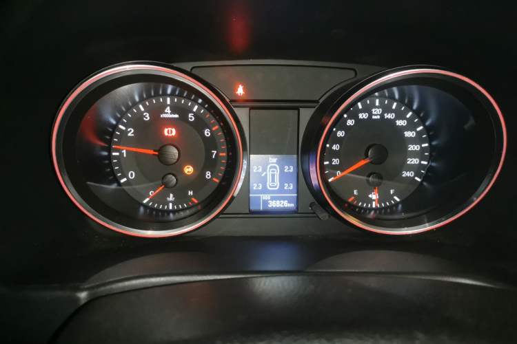 Used Haval M6 2018 1.5T Manual Two-Wheel Drive Elite Model Instrument Cluster