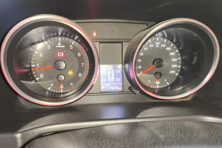 Used Haval M6 2018 Revised Version 1.5T DCT Two-Wheel Drive Elite Edition Instrument Cluster