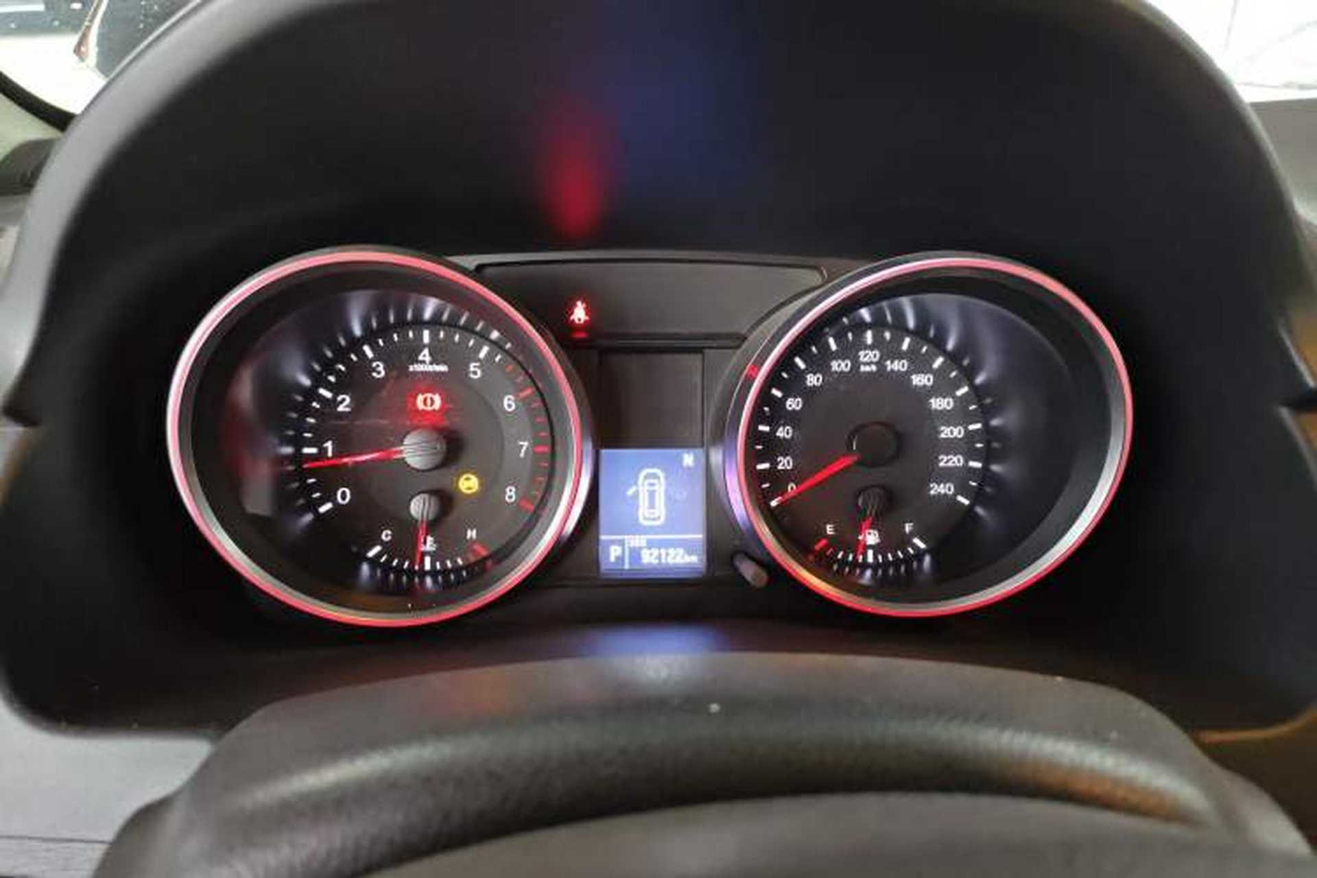Used Haval M6 2018 Revised Version 1.5T DCT Two-Wheel Drive Urban Style Instrument Cluster