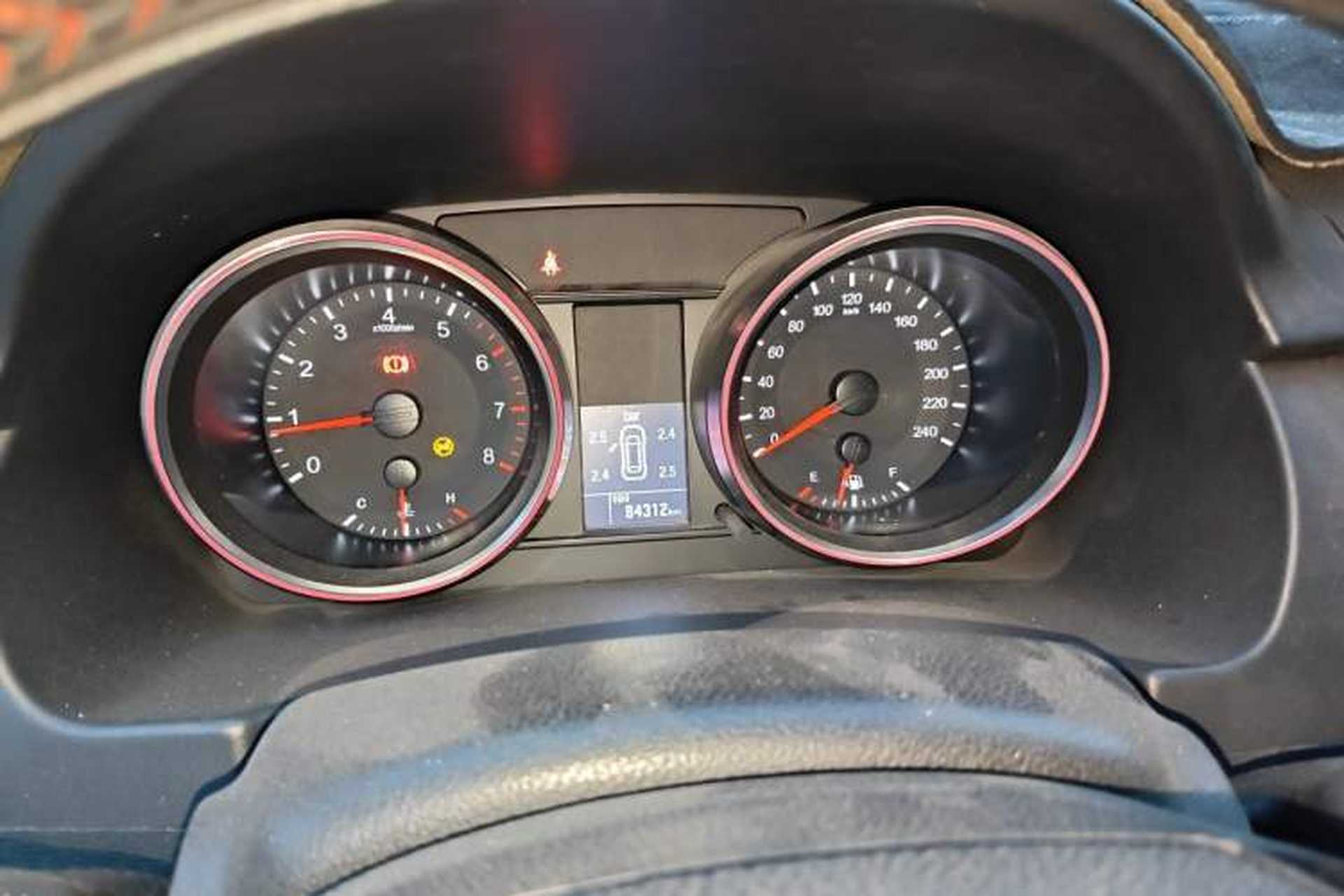 Used Haval M6 2018 1.5T Manual Two-Wheel Drive Elite Model Instrument Cluster
