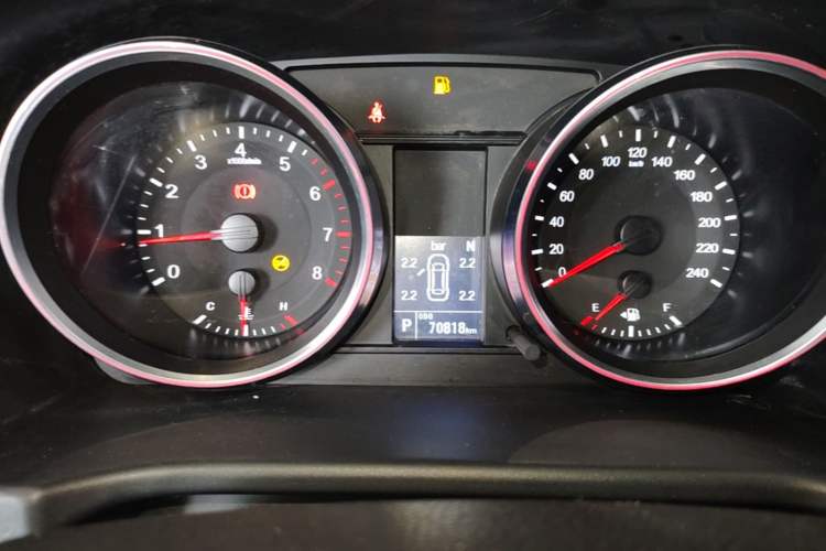 Used Haval M6 2018 1.5T DCT Two-Wheel Drive Elite Model Instrument Cluster