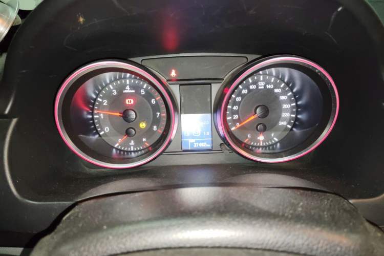 Used Haval M6 2018 1.5T Manual Two-Wheel Drive Elite Model Instrument Cluster
