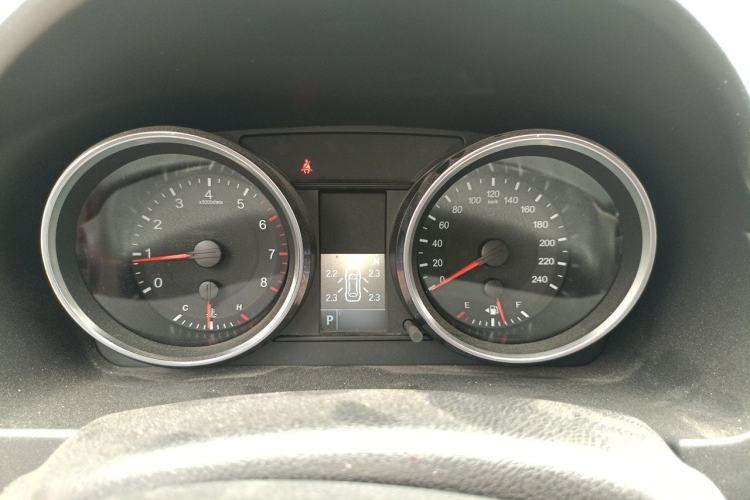 Used Haval M6 2018 Revised Version 1.5T DCT Two-Wheel Drive Elite Edition Instrument Cluster