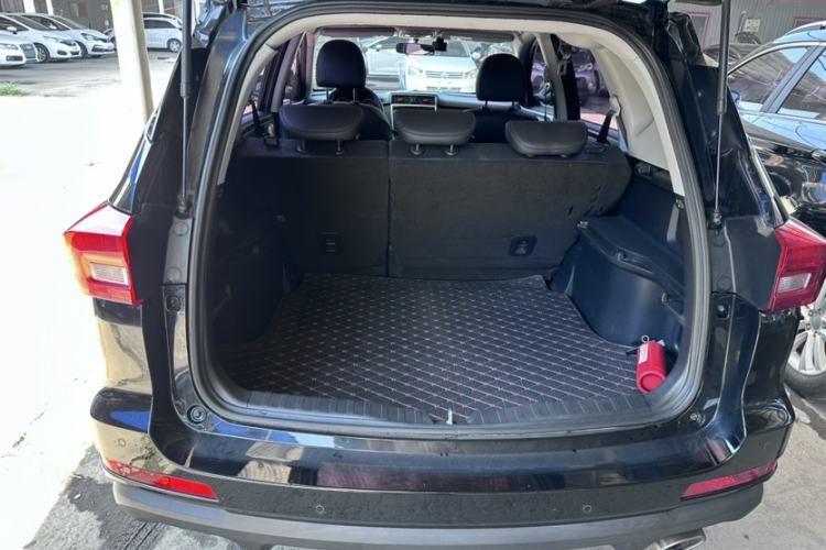 Used Haval M6 2018 Revised Version 1.5T DCT Two-Wheel Drive Elite Edition Interior 7