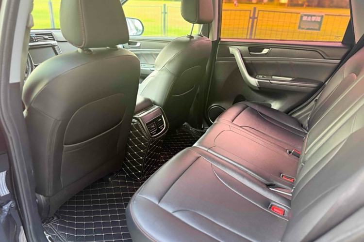 Used Haval M6 2018 Revised Version 1.5T DCT Two-Wheel Drive Elite Edition Interior 7