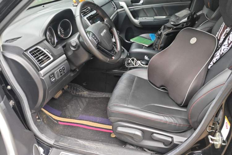 Used Haval M6 2018 Revised Version 1.5T DCT Two-Wheel Drive Elite Edition Left Front Seat