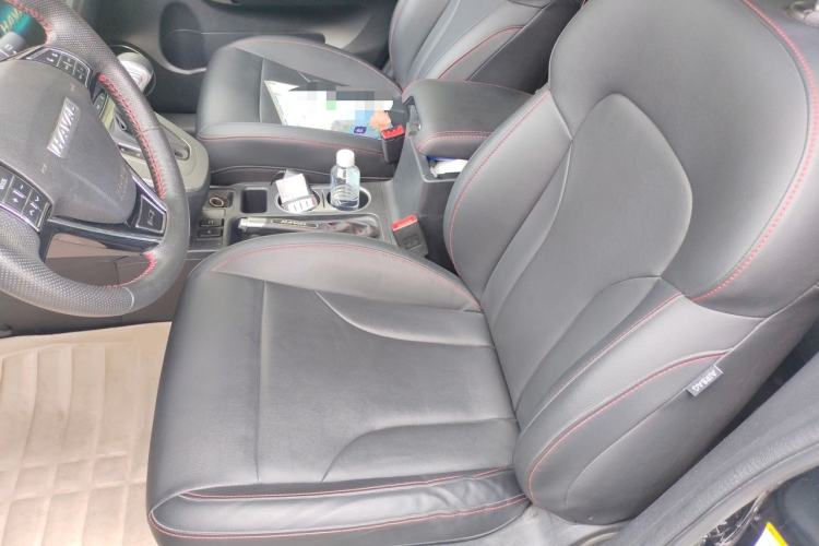 Used Haval M6 2018 Revised Version 1.5T DCT Two-Wheel Drive Elite Edition Left Front Seat