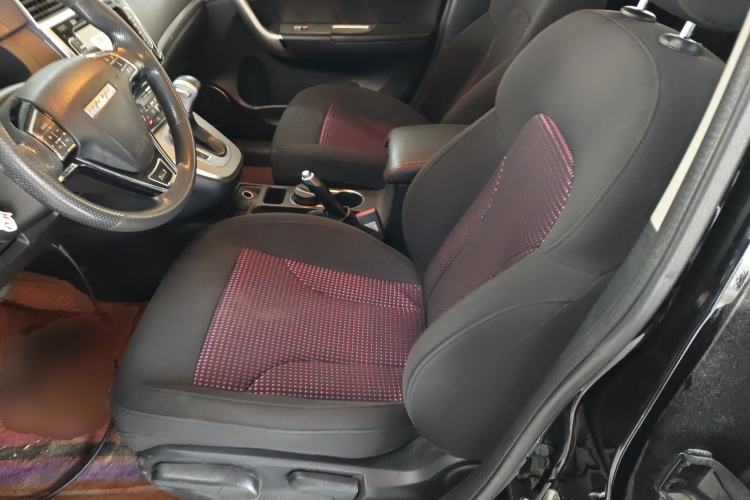 Used Haval M6 2018 Revised Version 1.5T DCT Two-Wheel Drive Urban Style Left Front Seat