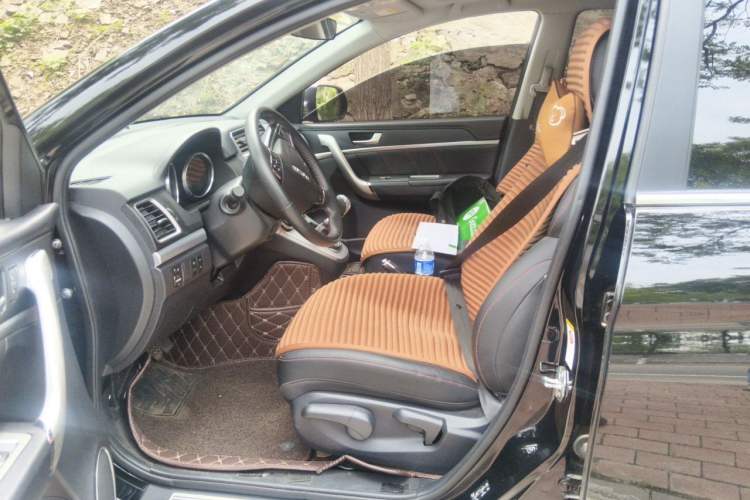 Used Haval M6 2018 1.5T Manual Two-Wheel Drive Elite Model Left Front Seat