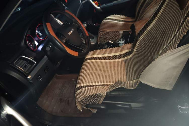 Used Haval M6 2018 1.5T DCT Two-Wheel Drive Elite Model Left Front Seat