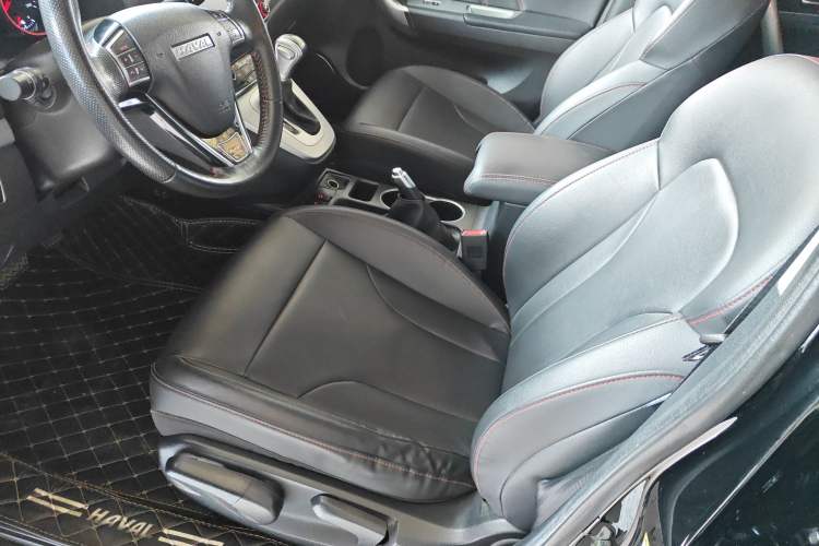 Used Haval M6 2018 Revised Version 1.5T DCT Two-Wheel Drive Elite Edition Left Front Seat