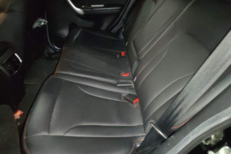 Used Haval M6 2018 1.5T Manual Two-Wheel Drive Elite Model Left Rear Seat