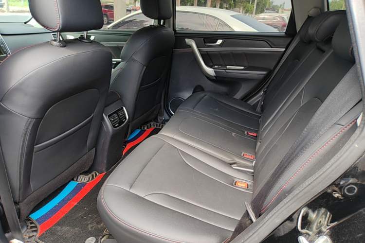 Used Haval M6 2018 1.5T Manual Two-Wheel Drive Elite Model Left Rear Seat