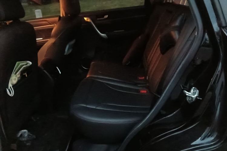 Used Haval M6 2018 1.5T Manual Two-Wheel Drive Elite Model Left Rear Seat