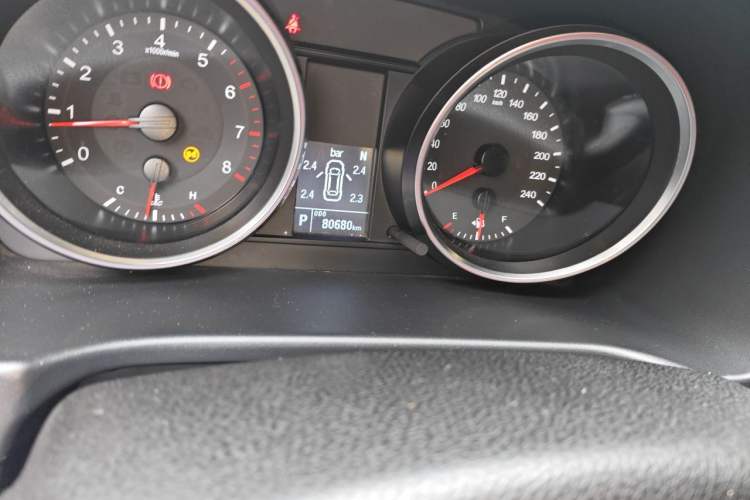 Used Haval M6 2018 Revised Version 1.5T DCT Two-Wheel Drive Elite Edition Odometer Close Up