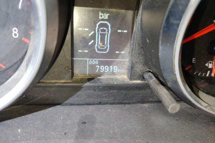 Used Haval M6 2018 1.5T Manual Two-Wheel Drive Elite Model Odometer Close Up