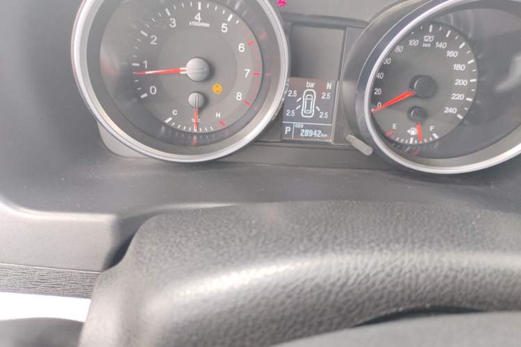 Used Haval M6 2018 Revised Version 1.5T DCT Two-Wheel Drive Elite Edition Odometer Close Up