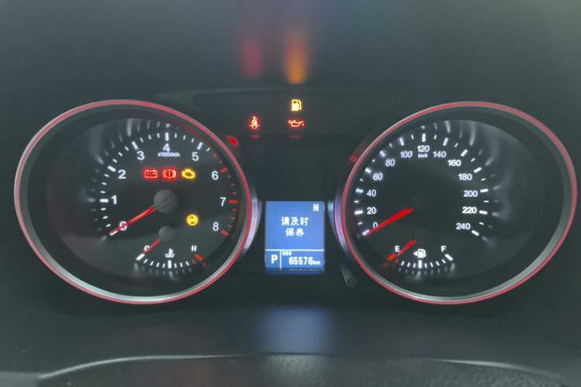 Used Haval M6 2018 Revised Version 1.5T DCT Two-Wheel Drive Elite Edition Odometer Close Up