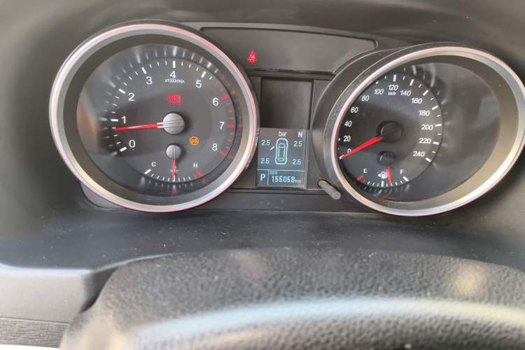 Used Haval M6 2018 Revised Version 1.5T DCT Two-Wheel Drive Elite Edition Odometer Close Up