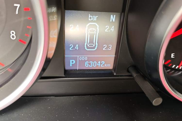 Used Haval M6 2018 Revised Version 1.5T DCT Two-Wheel Drive Elite Edition Odometer Close Up