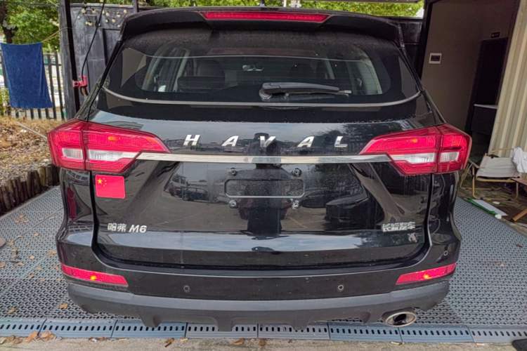 Used Haval M6 2018 Revised Version 1.5T DCT Two-Wheel Drive Elite Edition Rear