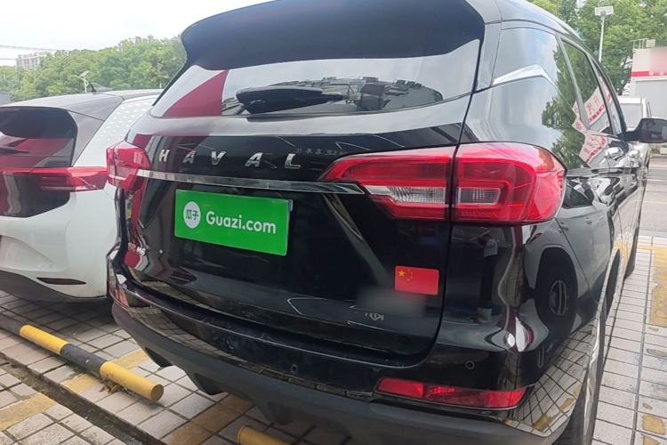 Used Haval M6 2018 Revised Version 1.5T DCT Two-Wheel Drive Elite Edition Rear