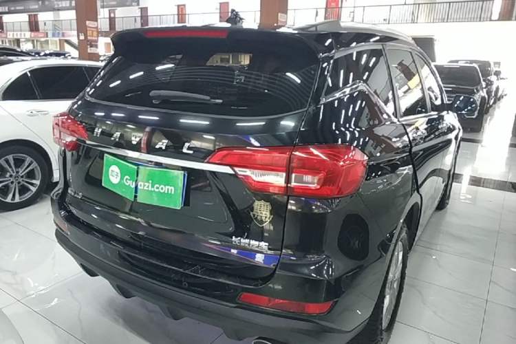 Used Haval M6 2018 1.5T DCT Two-Wheel Drive Elite Model Rear Right 45 Deg