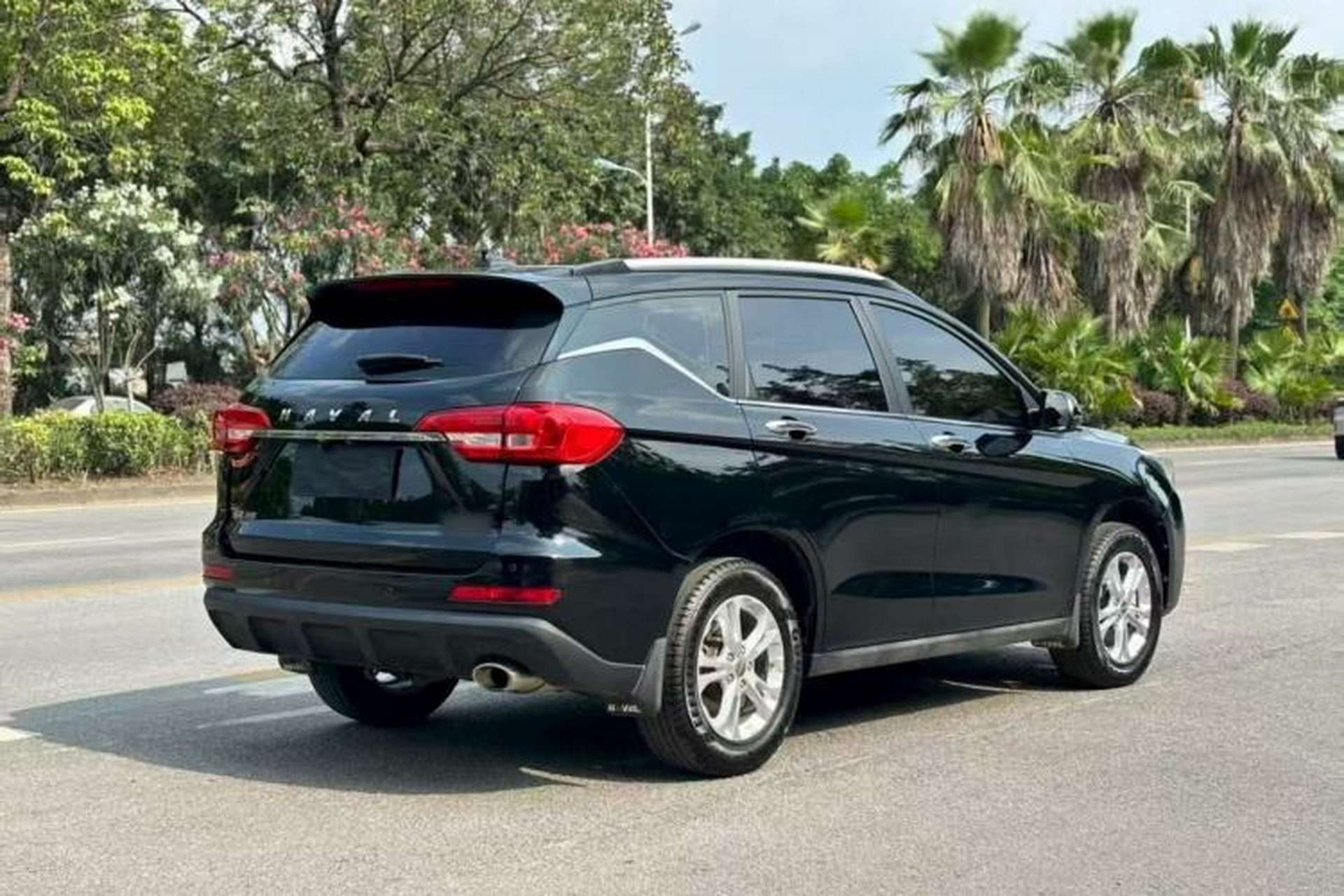 Used Haval M6 2018 1.5T Manual Two-Wheel Drive Elite Model Rear Right 45 Deg