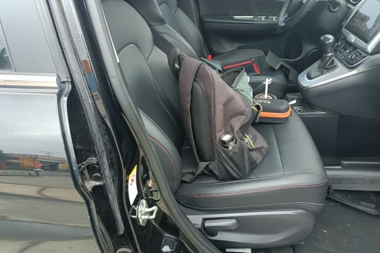 Used Haval M6 2018 Revised Version 1.5T DCT Two-Wheel Drive Elite Edition Right Front Seat
