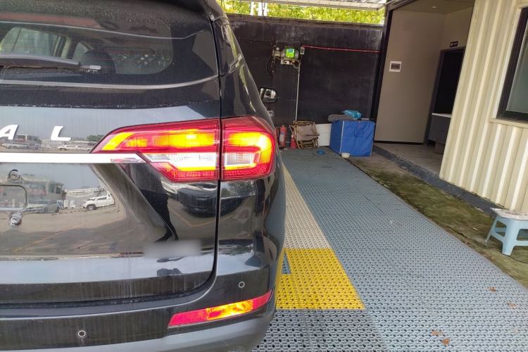 Used Haval M6 2018 Revised Version 1.5T DCT Two-Wheel Drive Elite Edition Right Rear Taillight