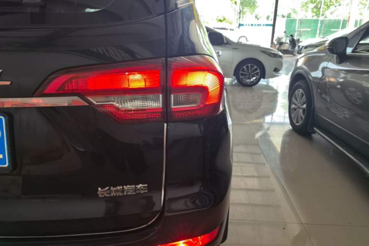 Used Haval M6 2018 Revised Version 1.5T DCT Two-Wheel Drive Elite Edition Right Rear Taillight