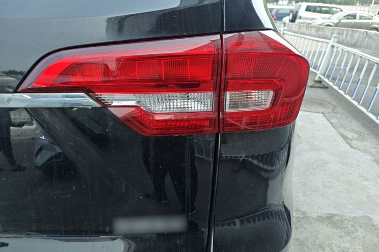 Used Haval M6 2018 1.5T Manual Two-Wheel Drive Elite Model Right Rear Taillight