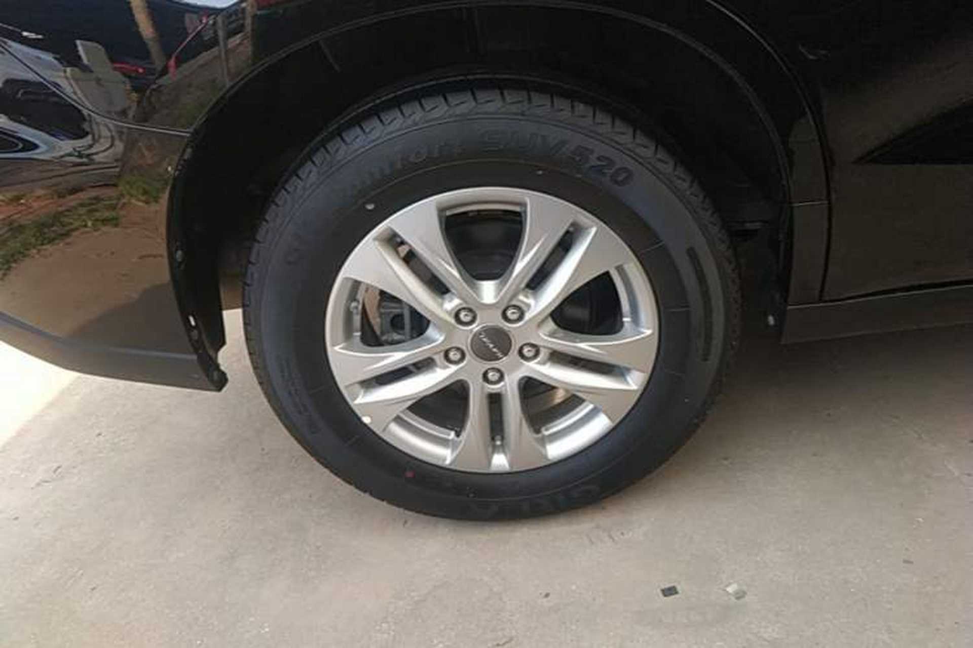 Used Haval M6 2018 Revised Version 1.5T DCT Two-Wheel Drive Elite Edition Right Rear Wheel Hub
