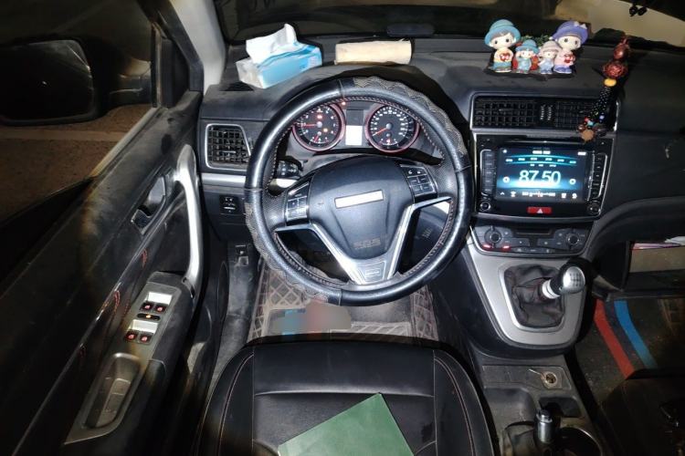 Used Haval M6 2018 1.5T Manual Two-Wheel Drive Elite Model Steering Wheel
