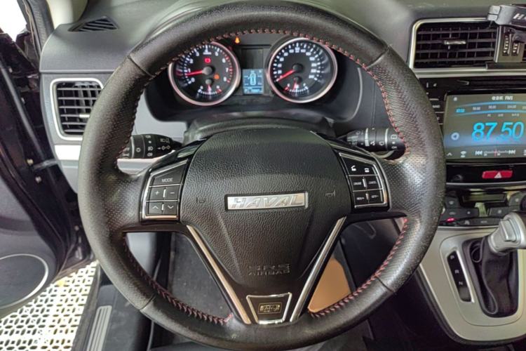 Used Haval M6 2018 Revised Version 1.5T DCT Two-Wheel Drive Elite Edition Steering Wheel