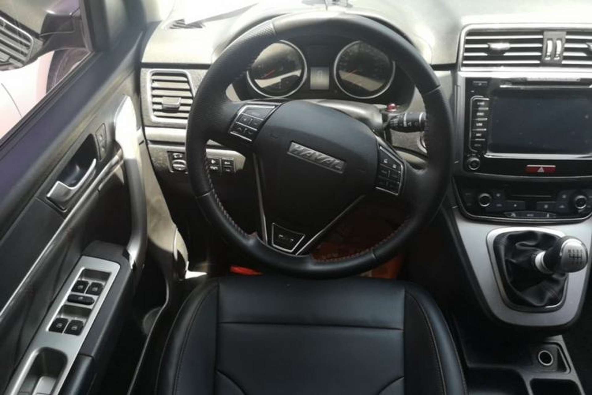 Used Haval M6 2018 1.5T Manual Two-Wheel Drive Elite Model Steering Wheel