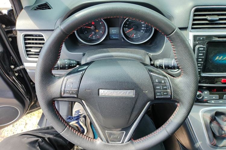 Used Haval M6 2018 1.5T Manual Two-Wheel Drive Elite Model Steering Wheel