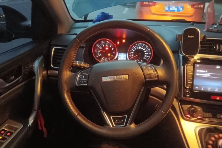 Used Haval M6 2018 1.5T Manual Two-Wheel Drive Elite Model Steering Wheel