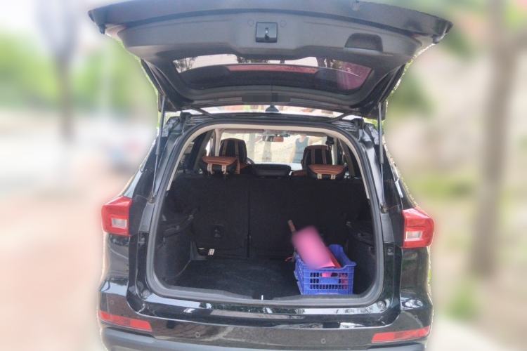 Used Haval M6 2018 1.5T Manual Two-Wheel Drive Elite Model Trunk