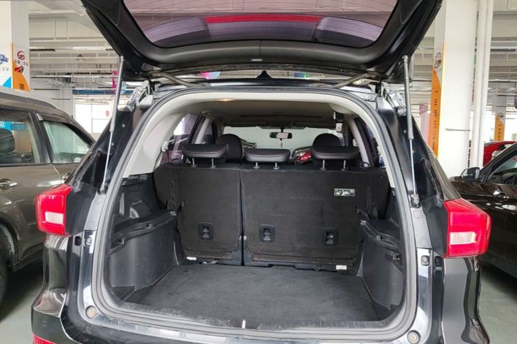 Used Haval M6 2018 1.5T DCT Two-Wheel Drive Elite Model Trunk