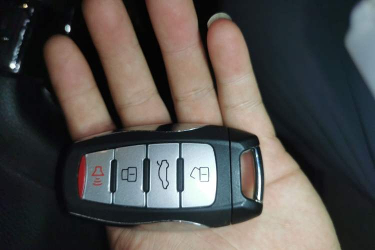 Used Haval M6 2018 1.5T Manual Two-Wheel Drive Elite Model Vehicle Key
