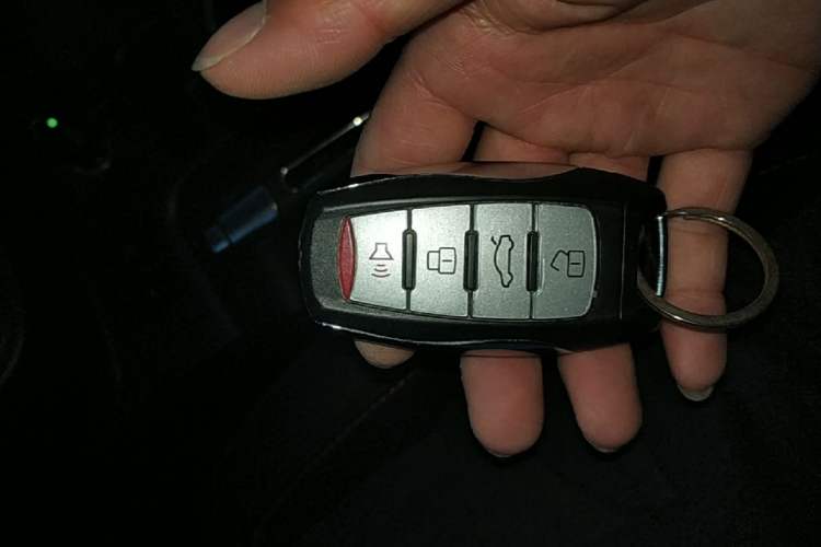 Used Haval M6 2018 1.5T DCT Two-Wheel Drive Elite Model Vehicle Key