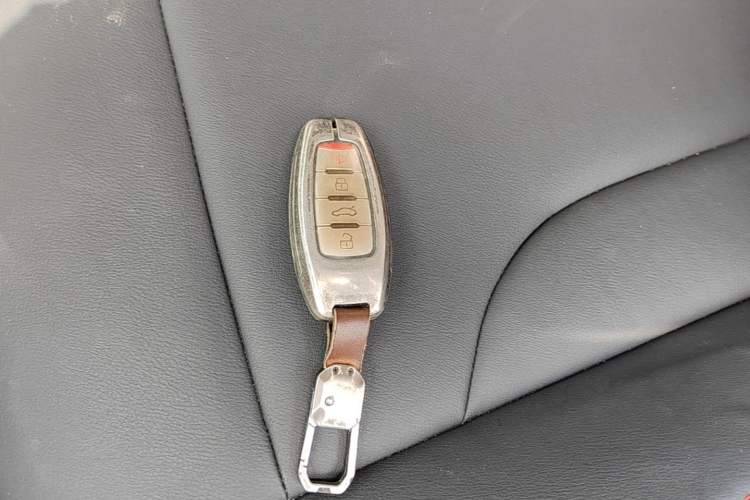 Used Haval M6 2018 1.5T Manual Two-Wheel Drive Elite Model Vehicle Key