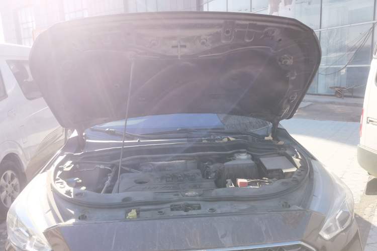 Used Haval M6 2018 1.5T Manual Two-Wheel Drive Elite Model Engine Bay